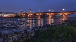 Lire la suite à propos de l’article Pont Gabriel de Blois, conception lumière et écologie par Virginie Voué